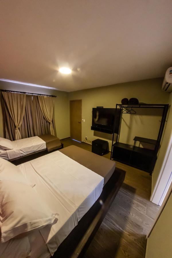 Bonabrigo Hostel & Suites Балнеариу-Камбориу Экстерьер фото